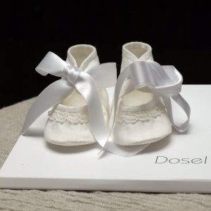 ZAPATITOS BEBE DE LINO Y ENCAJE